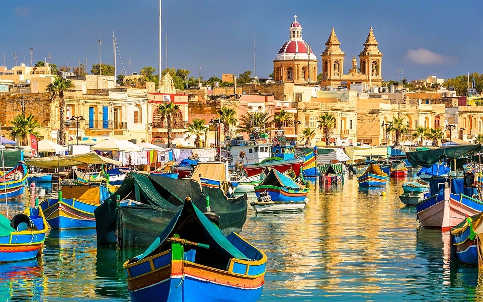 5612432ed45a2_6915340_marsaxlokk_bay_malta_petite