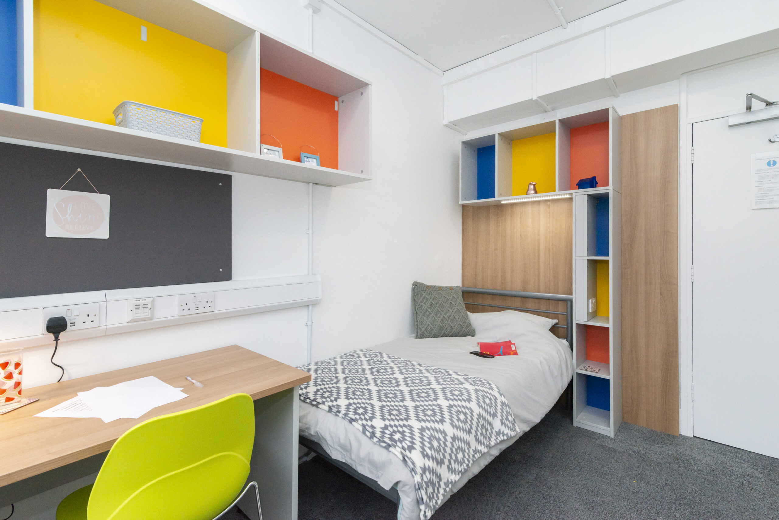Twickenham room